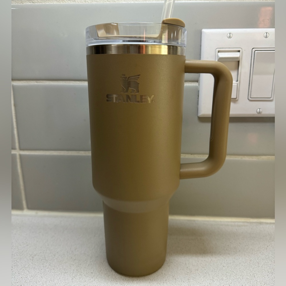 Stanley x hearth & hand collab. 40 oz tumbler - Basic Brown